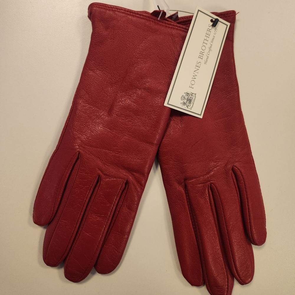 🚫SOLD🚫NWT CHARTER CLUB Red Leather Wool lined Gloves Sz M